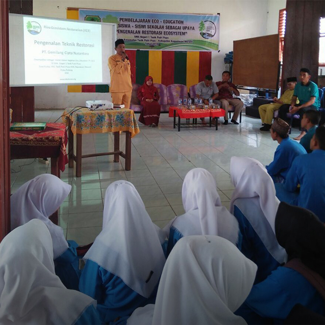 Bringing Ecosystem Restoration Closer to Students in Pulau Padang